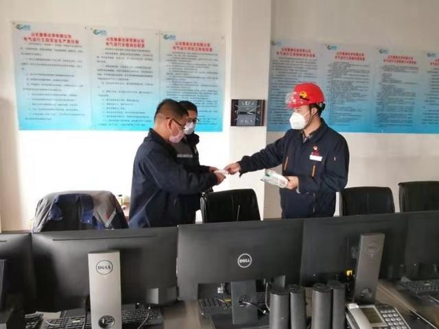 连续七天！博鱼官方网站（中国）集团有限公司化学奔赴在路上 数百吨消毒液喷洒在济宁及周边各县区